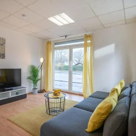 Beautiful 2 Bedroom Apartment Incl Parking Hamburg Exterior photo