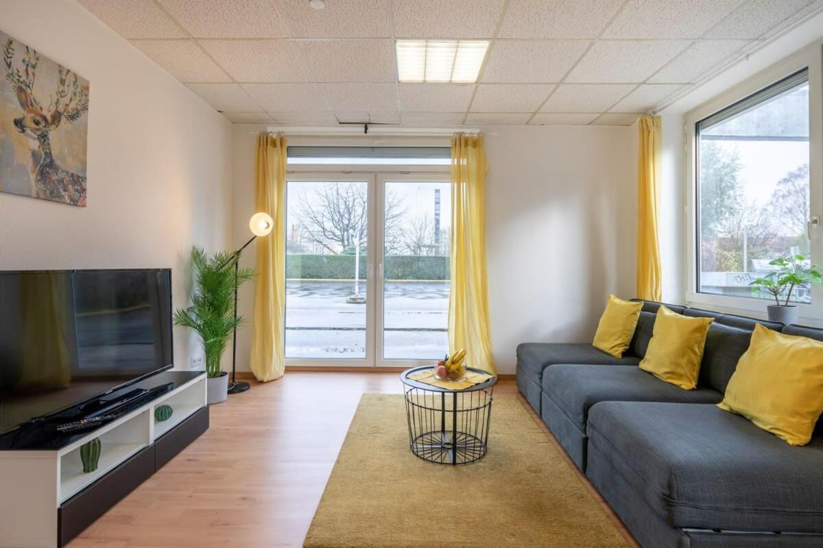 Beautiful 2 Bedroom Incl Parking Appartamento *